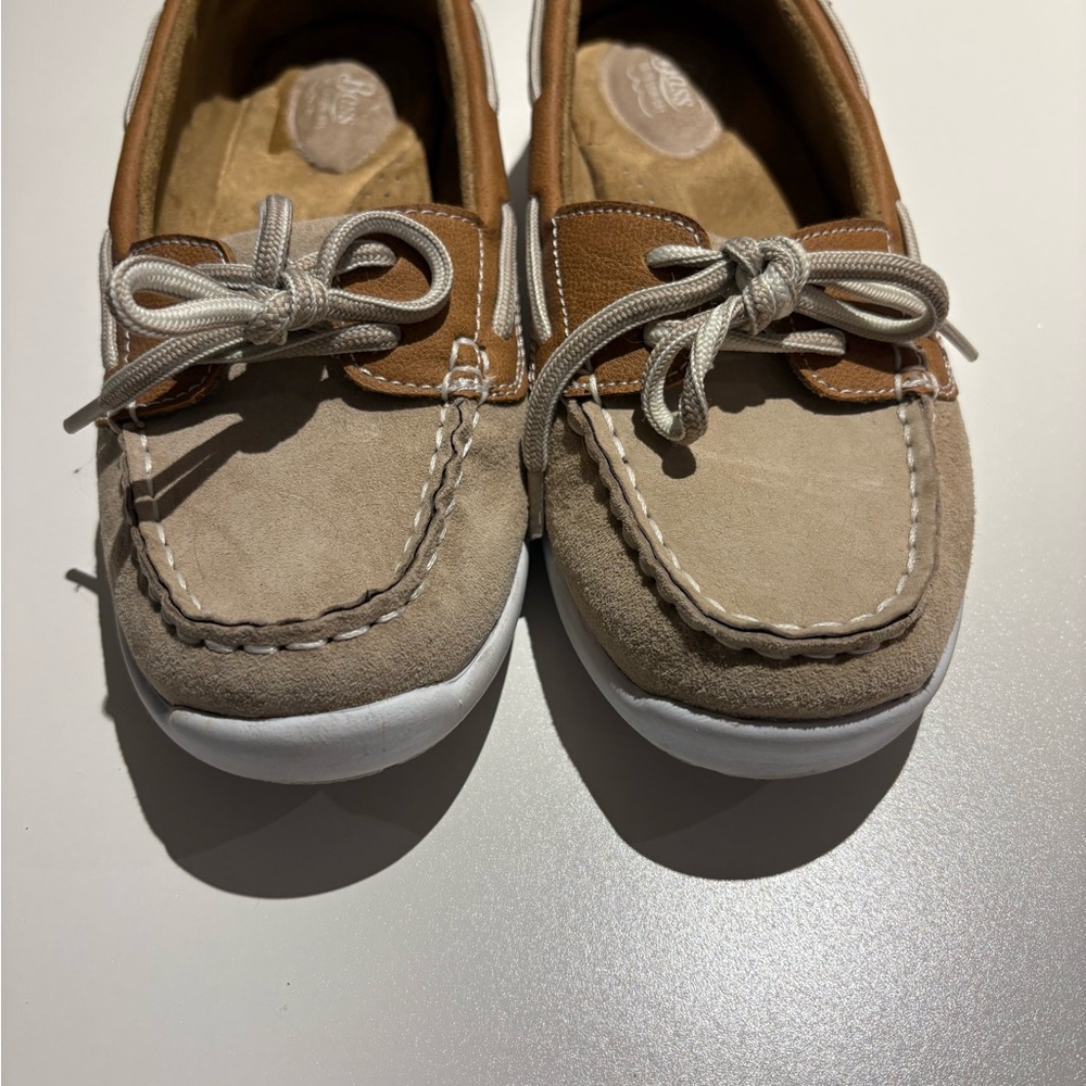 Bass ‘Go To Comfort’ Women's Boat Shoe in Tan & Brown Seude& Leather Combination